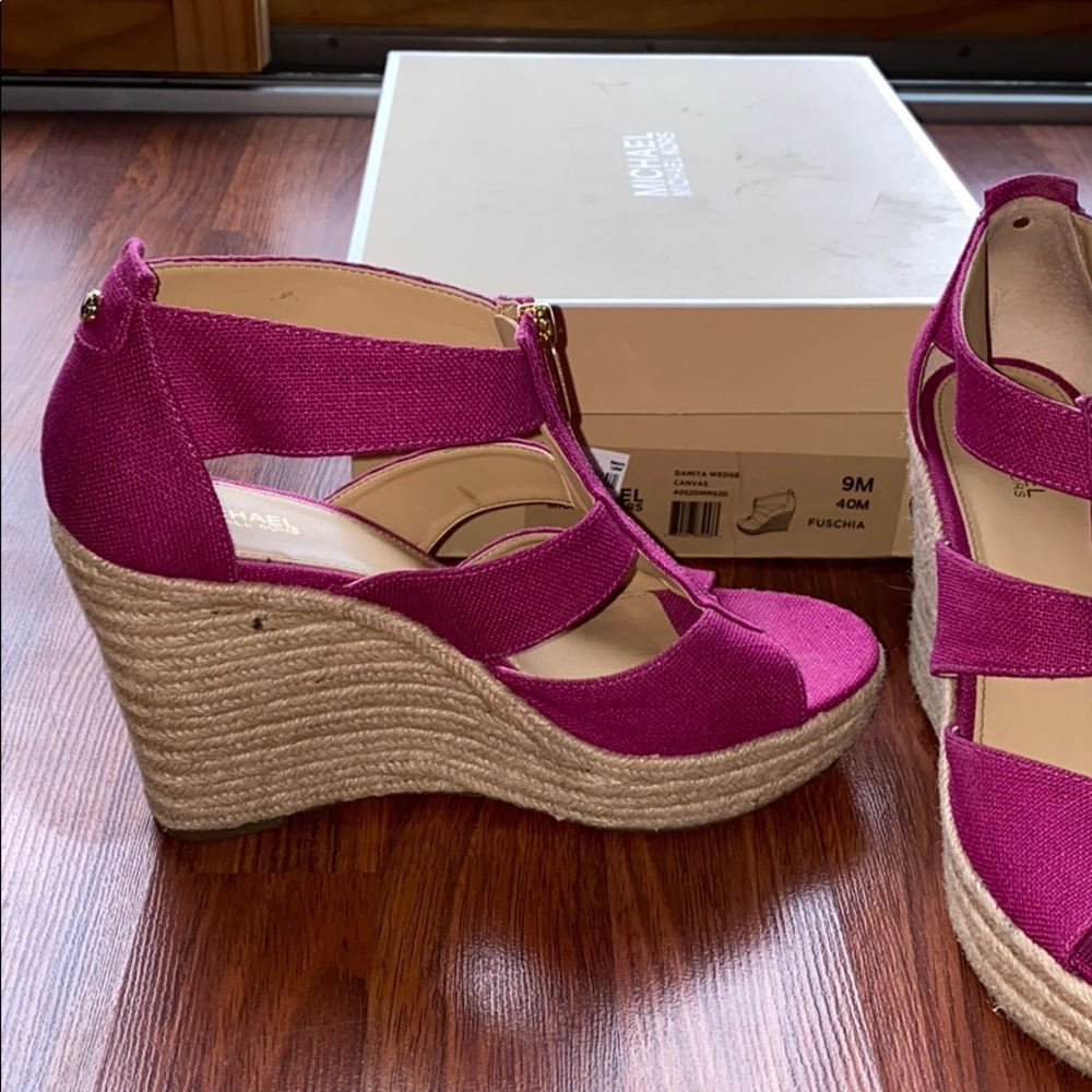 MK Wedge Heels